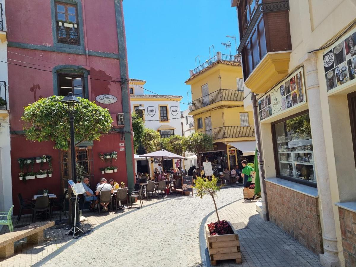 Town House With Roof Terrace - Old Town Marbella