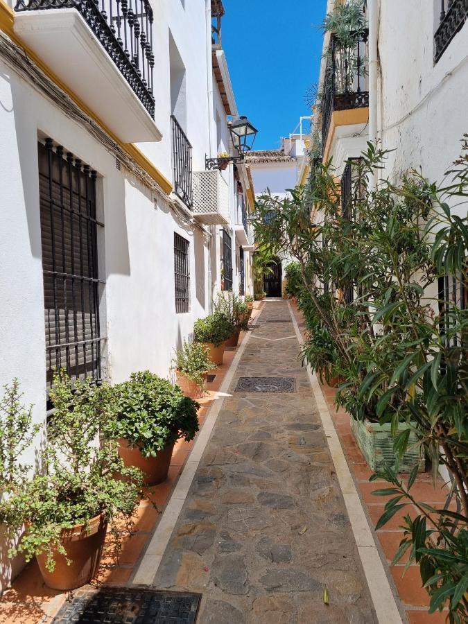 Town House With Roof Terrace - Old Town *